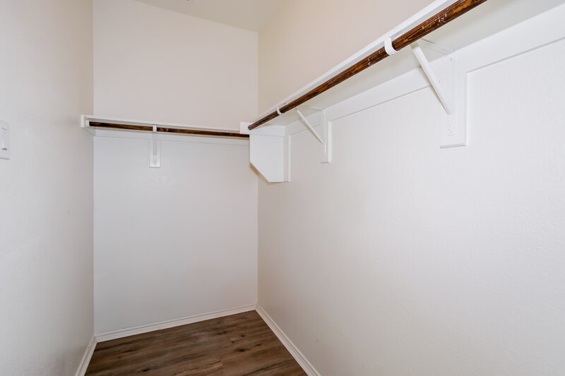2,375/Mo, 524 Pawnee St Aubrey, TX 76227 Walk In Closet View