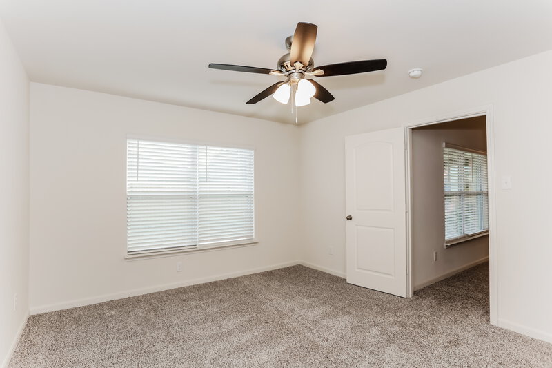 1,730/Mo, 1456 Palamedes Dr Fort Worth, TX 76140 Main Bedroom View