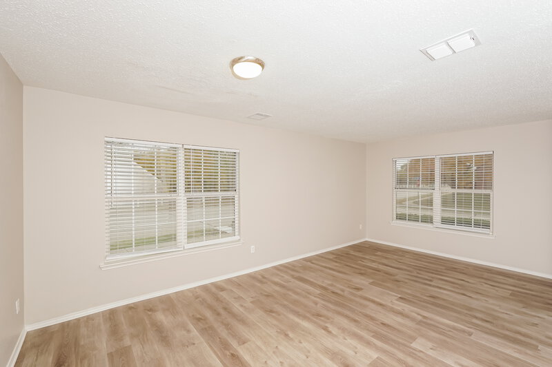2,680/Mo, 7821 Salton Ln Arlington, TX 76001 Living Room View