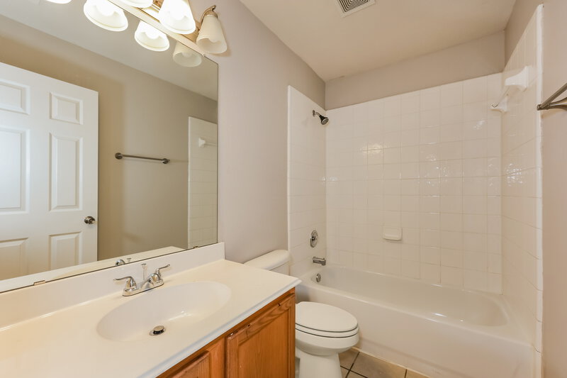 3,055/Mo, 3608 Pendery Ln Fort Worth, TX 76244 Bathroom View 2