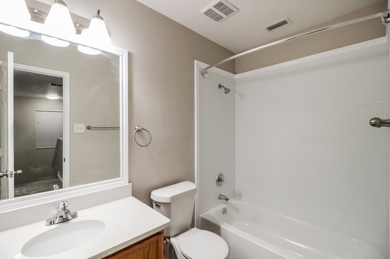 2,135/Mo, 2200 Southway Denton, TX 76207 Misc View 11