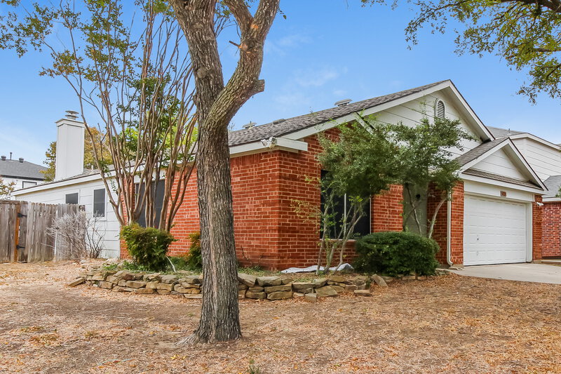 2,110/Mo, 1032 Springcreek Dr Denton, TX 76210 Front View