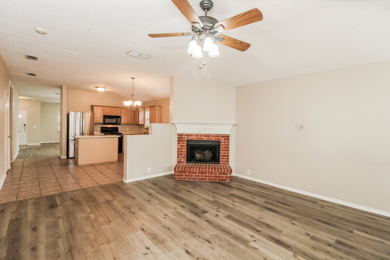 2,110/Mo, 1032 Springcreek Dr Denton, TX 76210 Living Room View