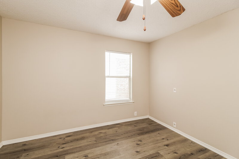 2,110/Mo, 1032 Springcreek Dr Denton, TX 76210 Bedroom View