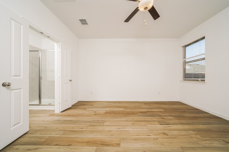 2,220/Mo, 1202 Daffodil Street Princeton, TX 75407 Main Bedroom View