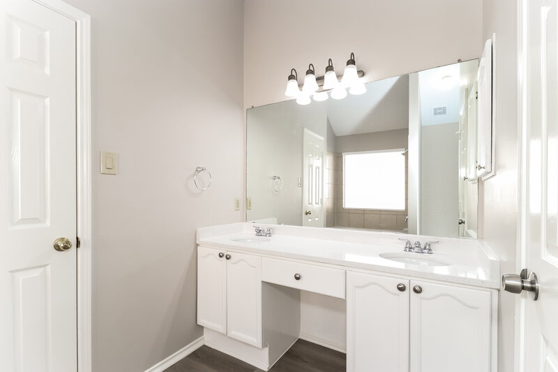 2,655/Mo, 1649 Prescott Cir Flower Mound, TX 75028 Main Bathroom View