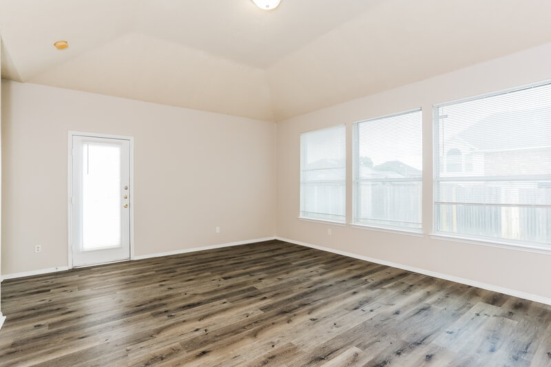 3,080/Mo, 632 Magnolia Trl Desoto, TX 75115 Family Room View