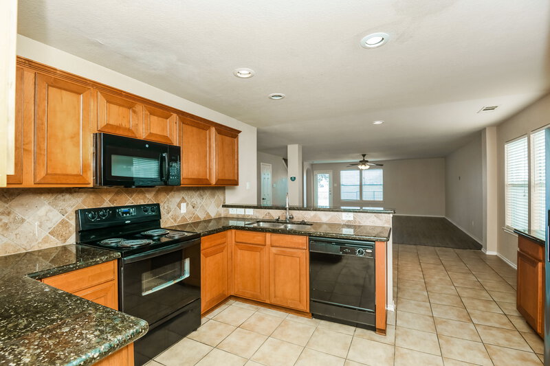 2,470/Mo, 10709 Hawks Landing Rd Haslet, TX 76052 Kitchen View