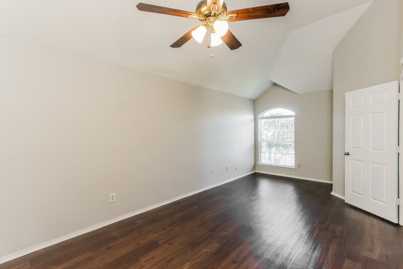 2,185/Mo, 2324 Browning Dr Mesquite, TX 75181 Main Bedroom View 2