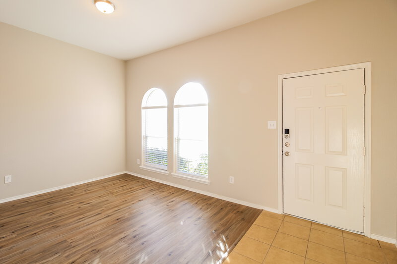 2,185/Mo, 1134 Partridge Dr Aubrey, TX 76227 Sitting Room View