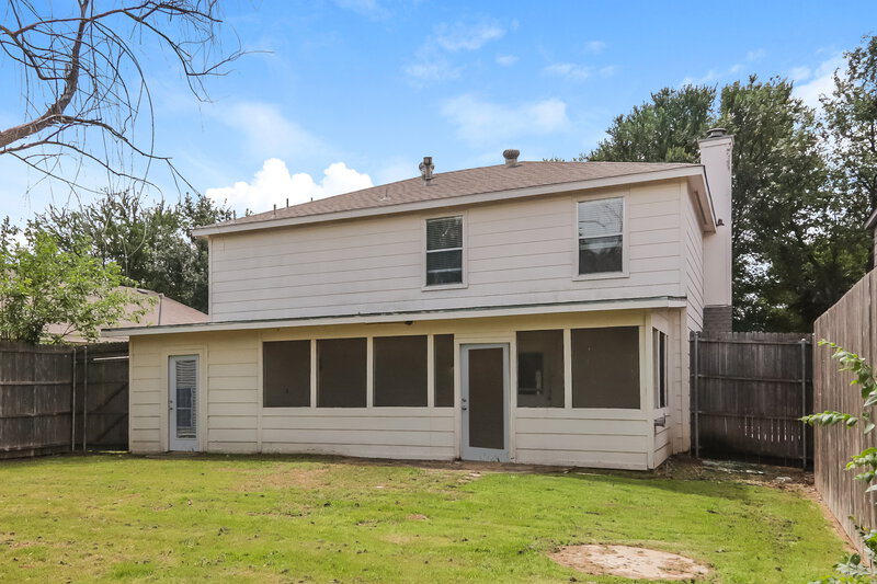 2,195/Mo, 1112 Beechwood Dr Denton, TX 76210 Rear View
