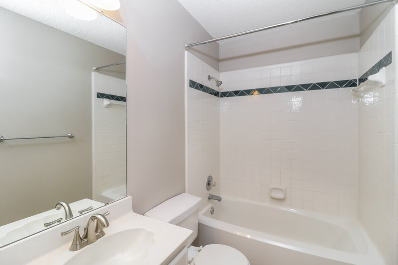2,390/Mo, 5021 Flat Creek Dr Fort Worth, TX 76179 Bathroom View