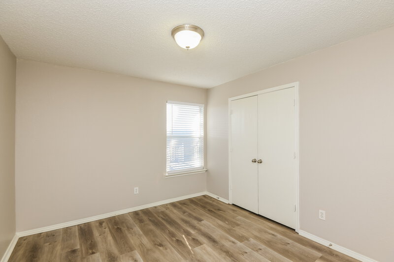 1,880/Mo, 10913 Deauville Cir S Fort Worth, TX 76108 Bedroom View