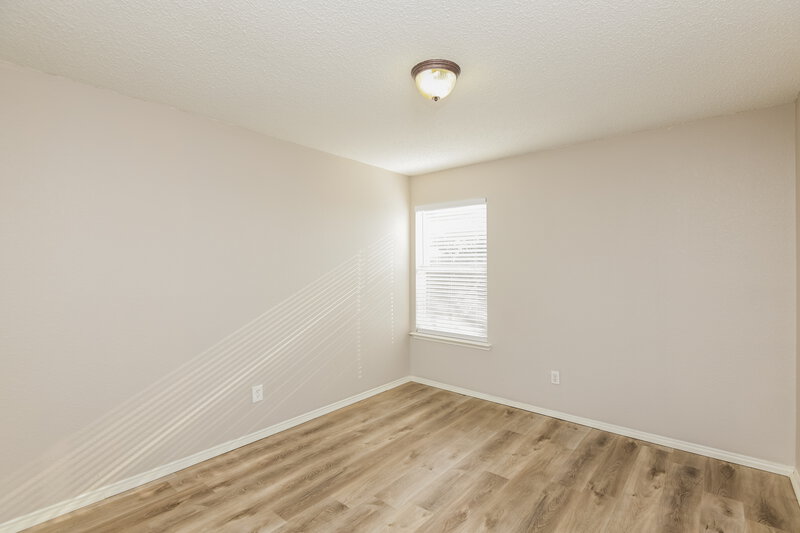 1,880/Mo, 10913 Deauville Cir S Fort Worth, TX 76108 Bedroom View 2