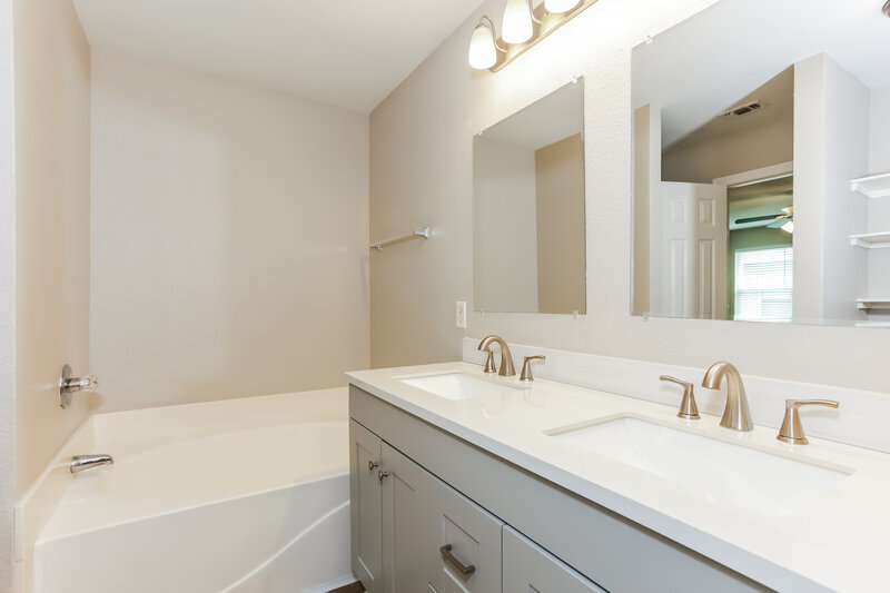 2,570/Mo, 1521 Creekstone Ct Fort Worth, TX 76112 Misc View 11