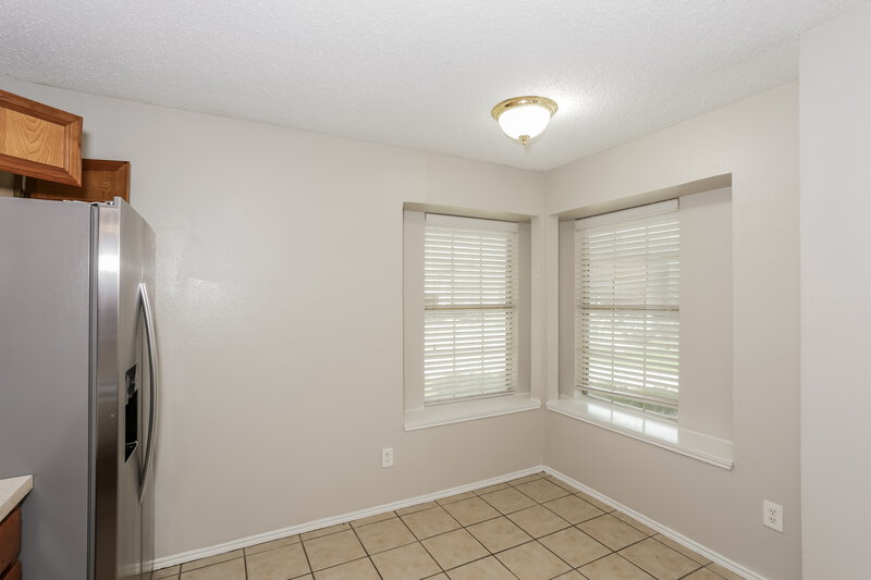 2,530/Mo, 6505 Nicole Way Arlington, TX 76002 Breakfast Nook View