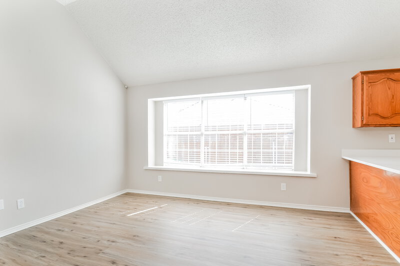 2,230/Mo, 2317 Westview Trl Denton, TX 76207 Dining Room View