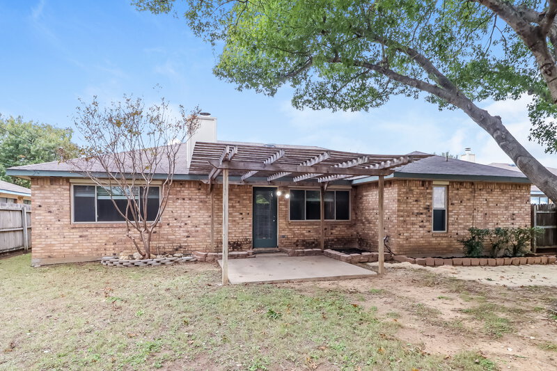 2,780/Mo, 6317 Woodstream Trl Fort Worth, TX 76133 Rear View