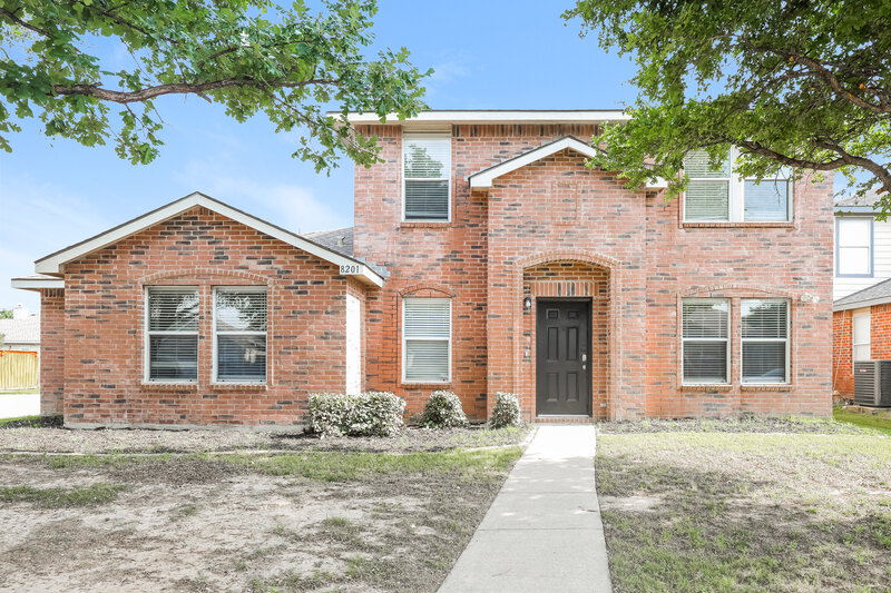 2,425/Mo, 8201 Montecito Dr Denton, TX 76210 External View