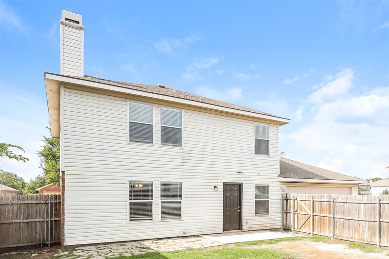 2,425/Mo, 8201 Montecito Dr Denton, TX 76210 Rear View 2