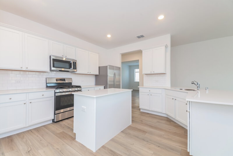 2,050/Mo, 1110 Daffodil Street Princeton, TX 75407 Kitchen View