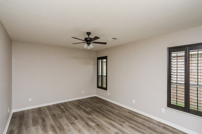 3,105/Mo, 121 Parks Branch Rd Red Oak, TX 75154 Office View