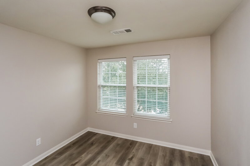 3,105/Mo, 121 Parks Branch Rd Red Oak, TX 75154 Bedroom View 3