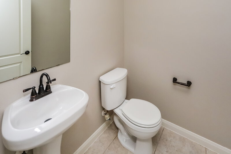 3,105/Mo, 121 Parks Branch Rd Red Oak, TX 75154 Bathroom View