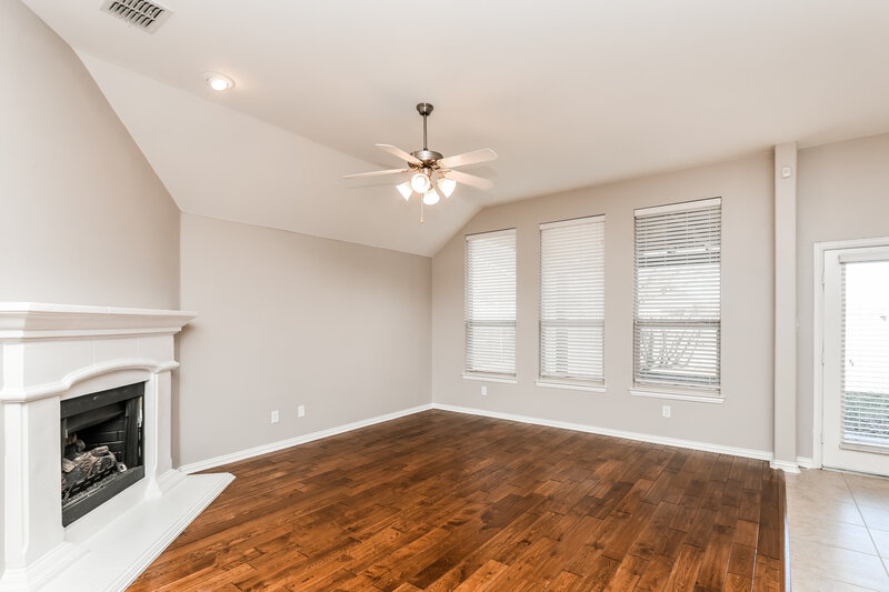 2,450/Mo, 1520 Enchanted Sky Ln Haslet, TX 76052 Living Room View 2
