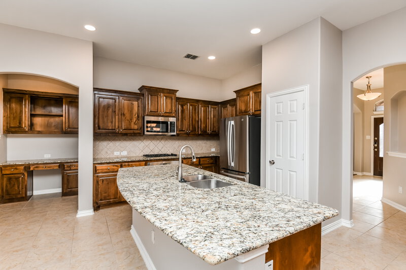 2,450/Mo, 1520 Enchanted Sky Ln Haslet, TX 76052 Kitchen View 2