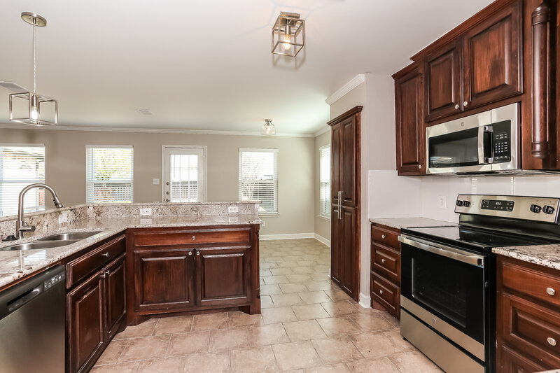 2,680/Mo, 1110 Hampton Dr Forney, TX 75126 Kitchen View 2