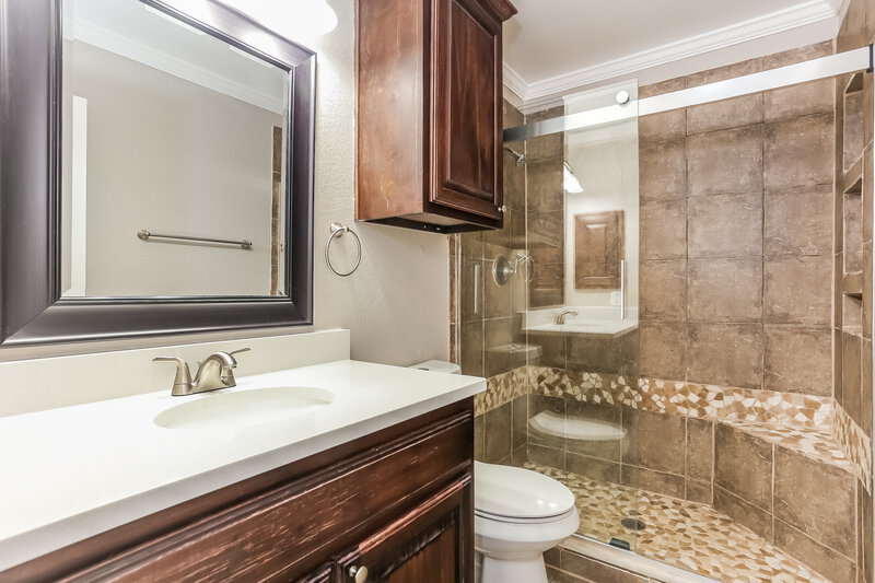 2,680/Mo, 1110 Hampton Dr Forney, TX 75126 Bathroom View