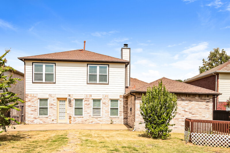 2,275/Mo, 1110 Hampton Dr Forney, TX 75126 Rear View