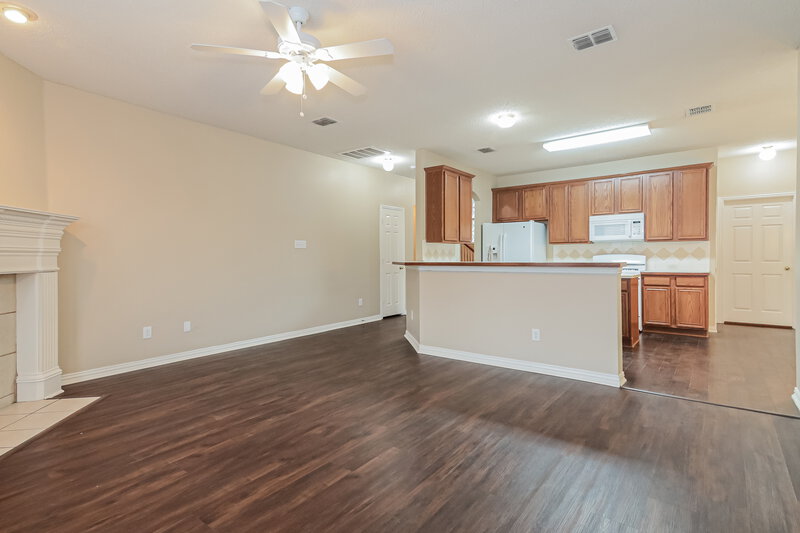 2,525/Mo, 1619 Marble Falls Dr Frisco, TX 75034 Living Room View 2