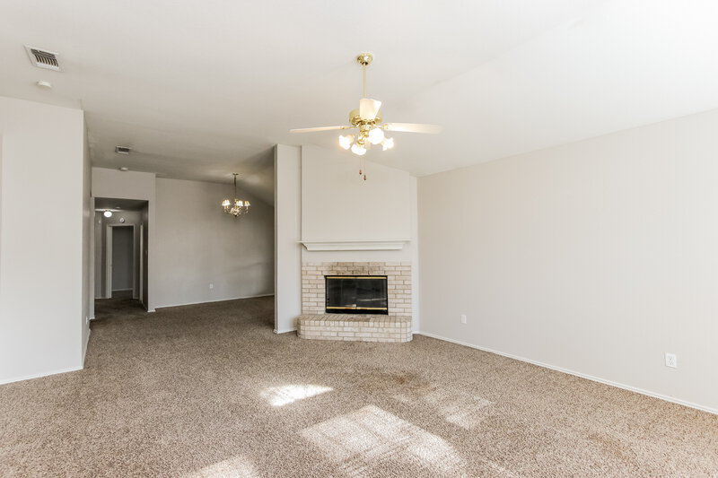 2,360/Mo, 4532 Stones River Rd Grand Prairie, TX 75052 Living Room View 2