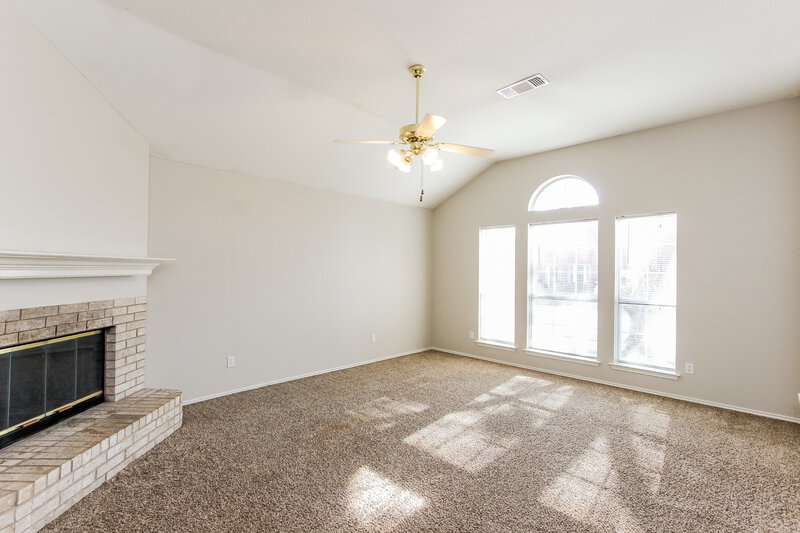 2,360/Mo, 4532 Stones River Rd Grand Prairie, TX 75052 Living Room View 3