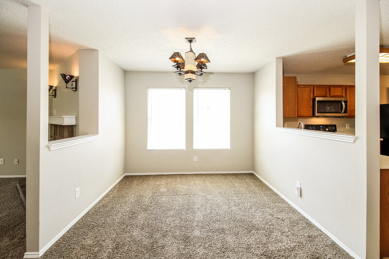 2,140/Mo, 7620 Shoal Bnd Denton, TX 76210 Dining Room View