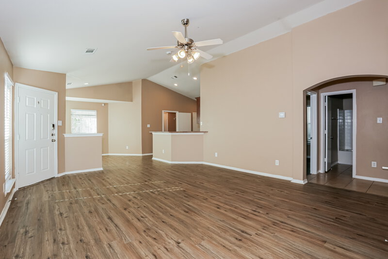 1,760/Mo, 6440 Regina Dr Fort Worth, TX 76131 Living Room View