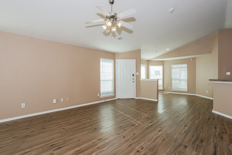 1,760/Mo, 6440 Regina Dr Fort Worth, TX 76131 Living Room View 3
