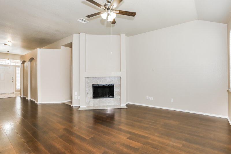 2,260/Mo, 2713 Meadowview Dr Corinth, TX 76210 Living Room View