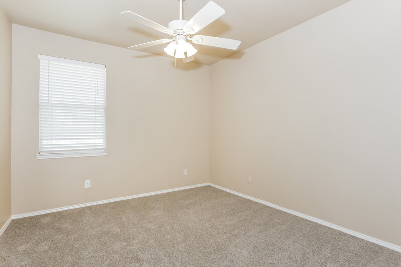 2,260/Mo, 2713 Meadowview Dr Corinth, TX 76210 Bedroom View 2