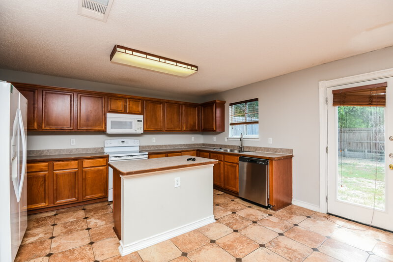 2,395/Mo, 3500 Bandera Ranch Rd Roanoke, TX 76262 Kitchen View 3