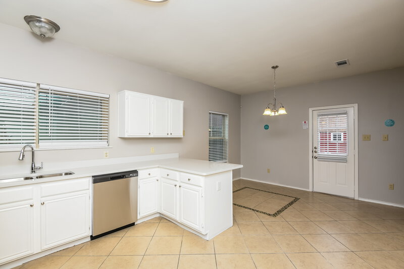 2,755/Mo, 522 San Pedro Ave Duncanville, TX 75137 Kitchen View