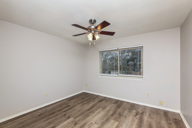 2,755/Mo, 522 San Pedro Ave Duncanville, TX 75137 Bedroom View 2