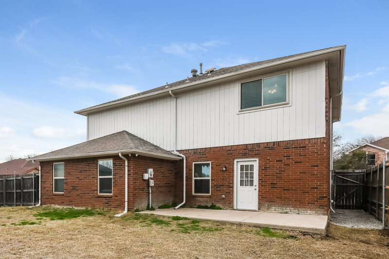 2,755/Mo, 522 San Pedro Ave Duncanville, TX 75137 Rear View