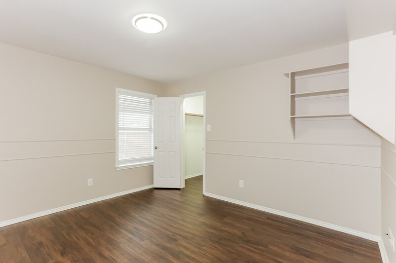 2,980/Mo, 6725 White Tail Ln Arlington, TX 76002 Bedroom View 2