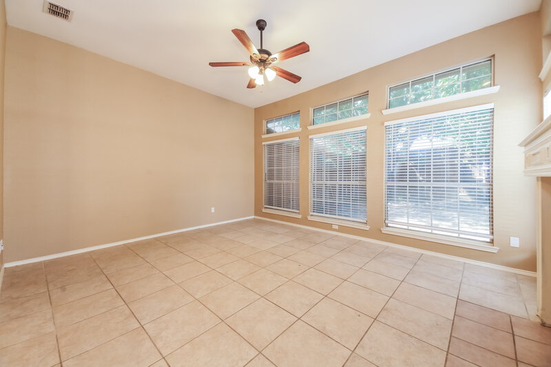 2,790/Mo, 4713 Baton Rouge Blvd Frisco, TX 75035 Sitting Room View