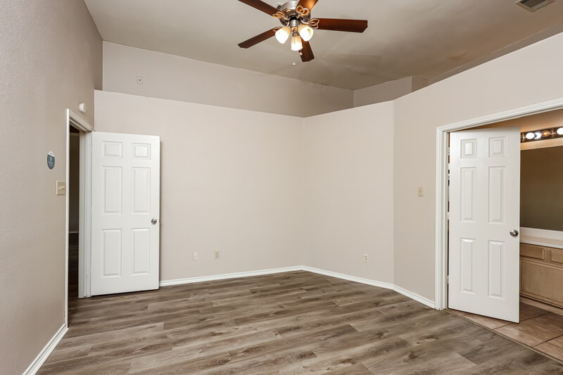 2,325/Mo, 10205 Concord Dr Frisco, TX 75035 Main Bedroom View 2