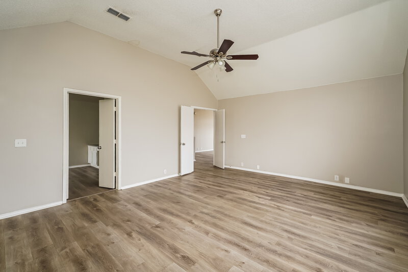 2,375/Mo, 2616 Lonesome Oak Dr Corinth, TX 76208 Main Bedroom View 2