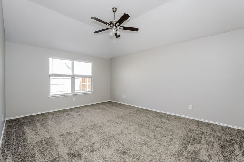 2,270/Mo, 500 Prairie Gulch Dr Fort Worth, TX 76140 Main Bedroom View